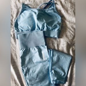 GYMSHARK ADAPT SEAMLESS LEGGINGS AND SPORTS BRA SIZE MEDIUM